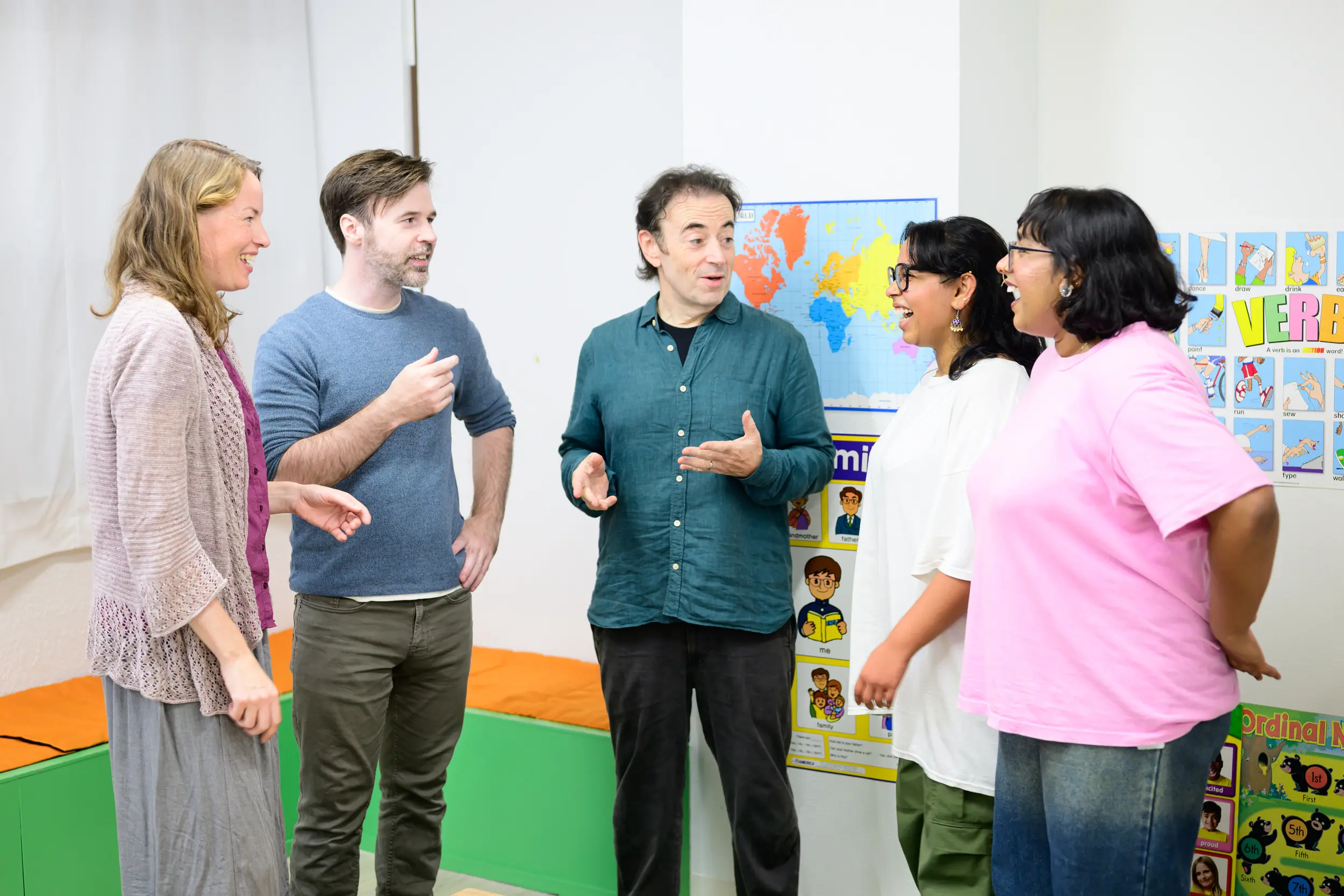 わたしたちと一緒に働きませんか？